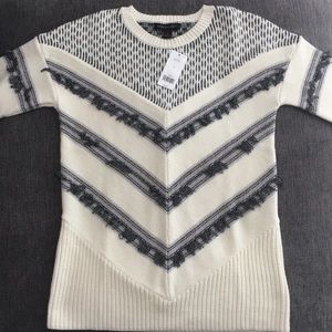 NWT Women’s Banana Republic sweater, Size S